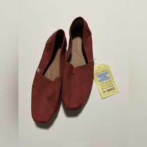 Toms size 8.5